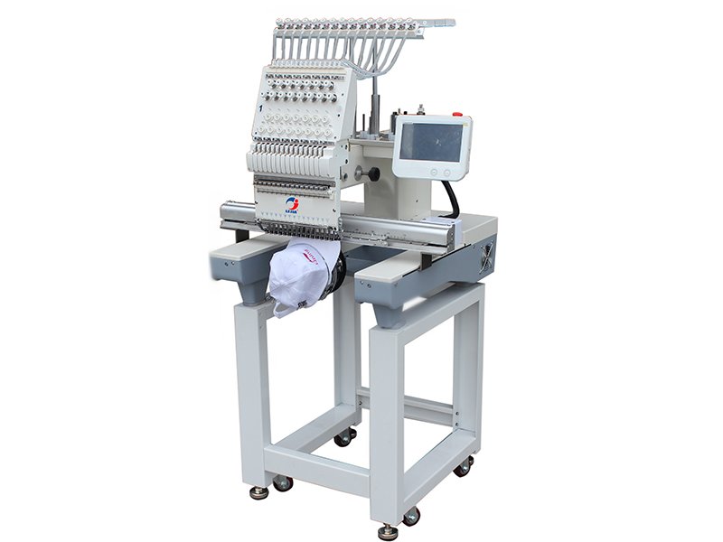 одиночная головная вышивка machine.jpg крышк-T-рубашки