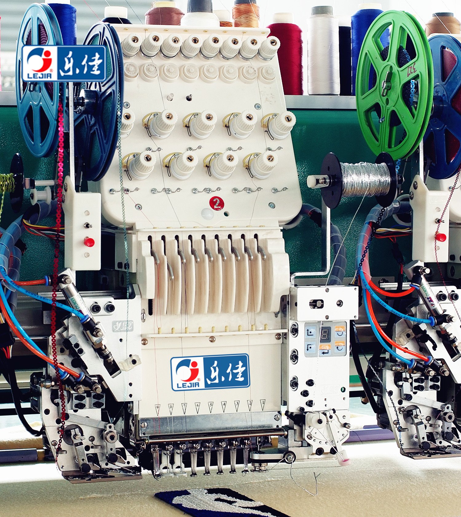 4 в одной смешанной машине вышивки