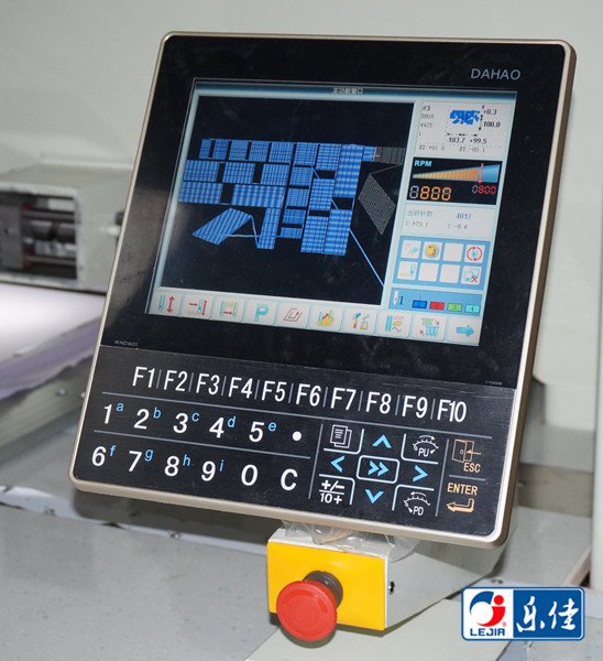 ВЫСОКОСКОРОСТНАЯ ВЫШИВКА MACHINE.jpg